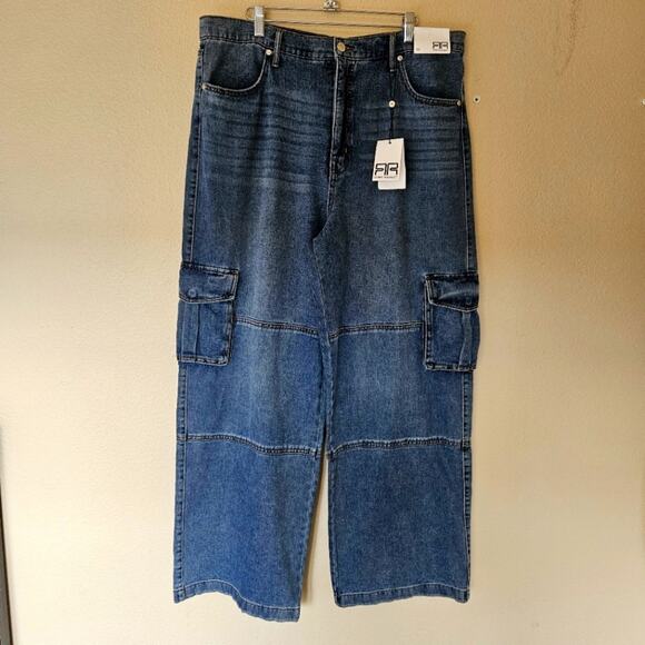 Robert Rodriguez Womens Jeans sz 14 Loose Fit Cargo ZP - Picture 1 of 5